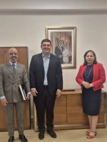 Visita de cortesía de la embajadora del Perú